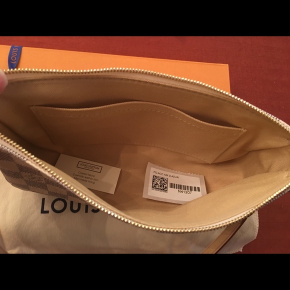 SOLD 🅿️ Louis Vuitton Pochette Accessories Azur - Picture 6 of 8